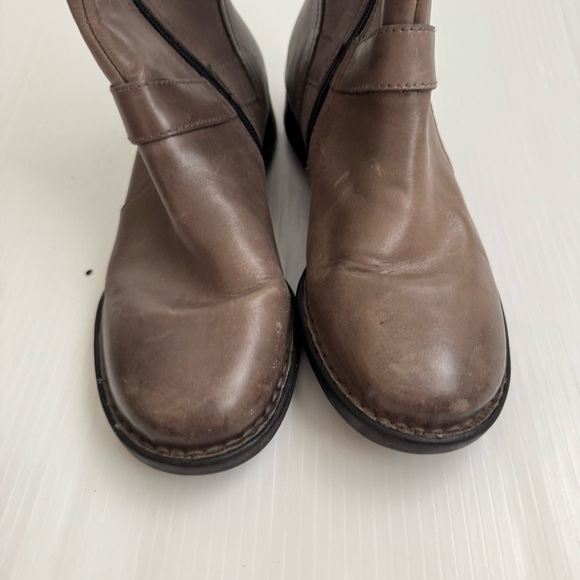 Born Umbra tall riding moto boots Women's Taupe Heeled Boots size 7 - Picture 4 of 7